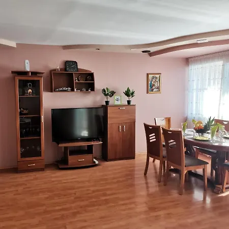 Central Apartment Targovishte