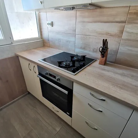شقة Central Apartment Targovishte *