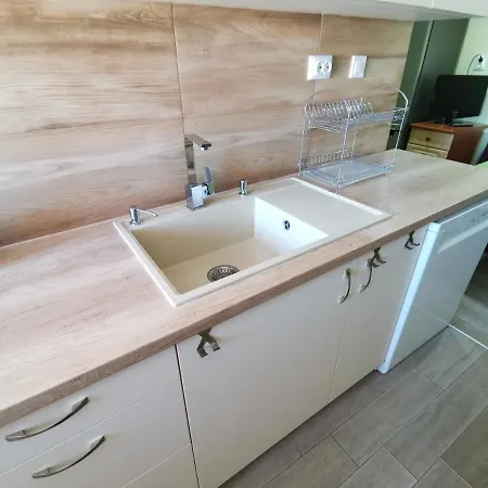 Central Apartment Targovishte *