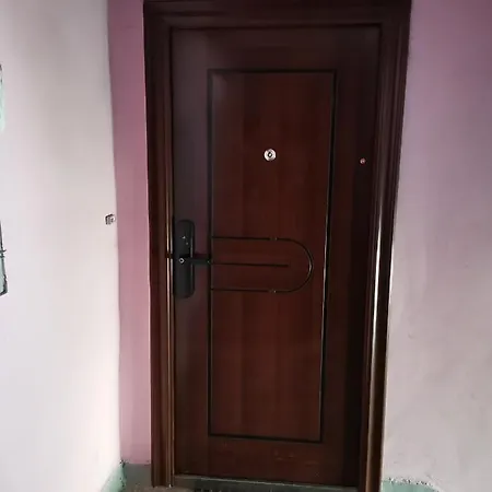 شقة Central Apartment Targovishte *