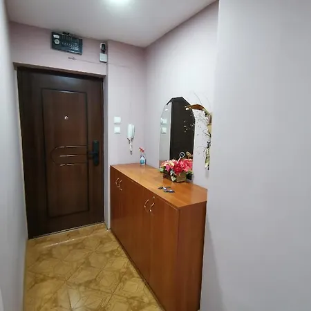شقة Central Apartment Targovishte *