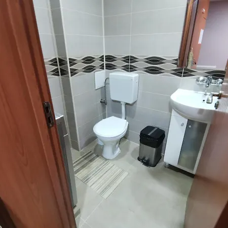Central Apartment Targovishte * تارغوفيشته