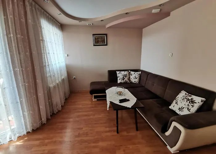 Central Apartment Targovishte Търговище